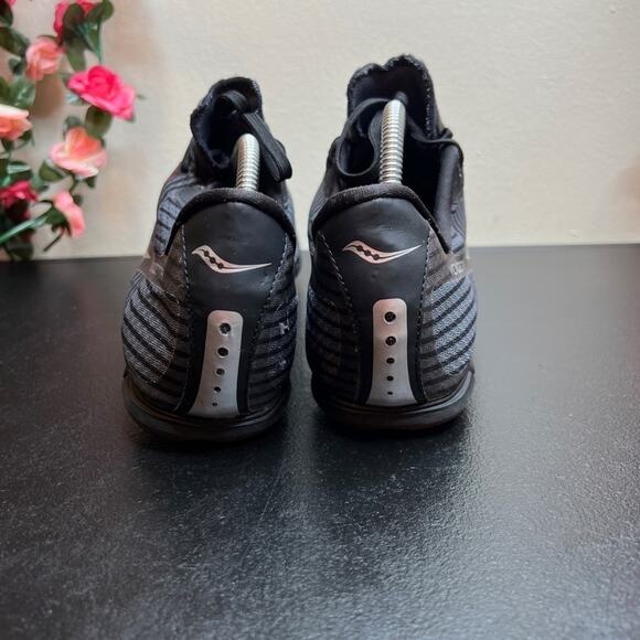 Saucony Vendetta 2 Track & Field Spikes Men’s 10 Gray Black Racing Shoes ? main image 12